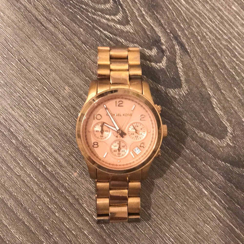 Michael Kors Runway Rose Gold Women’s Watch